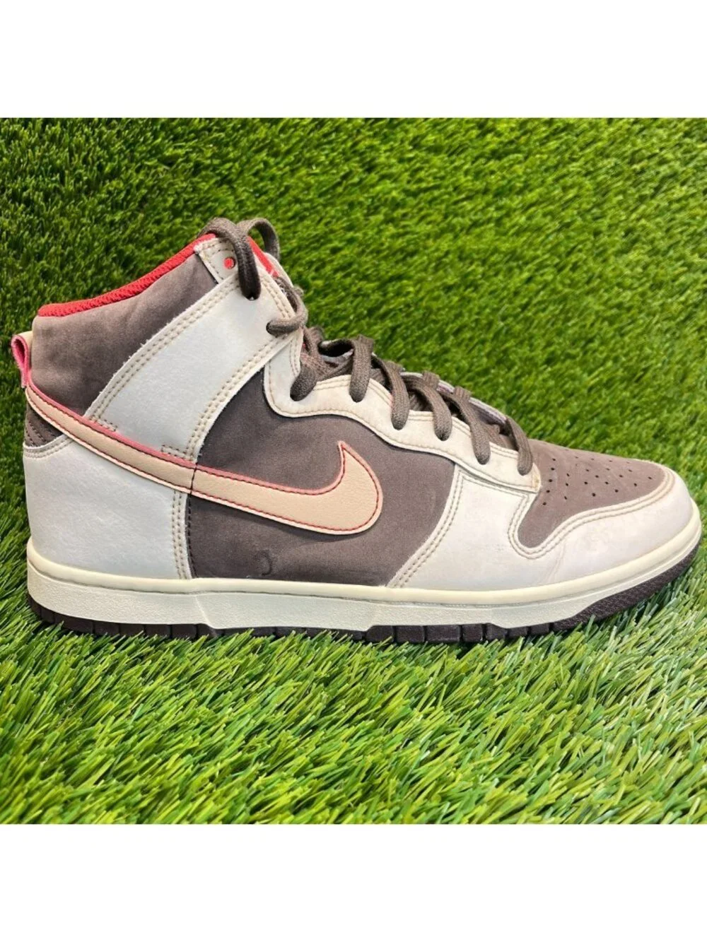 Nike Dunk High SE Mens Size 8.5 Baroque Brown Cream Athletic Shoes Sneakers